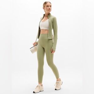 Athleta Salutation Stash Pop Stitch 7/8 Pocket Leggings Tights - M